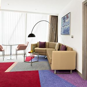 Suite à 1 Chambre à Coucher Lit King-Size